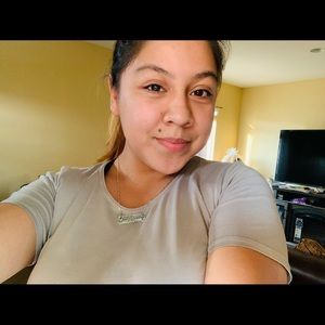 Meet your Posher, Andrea